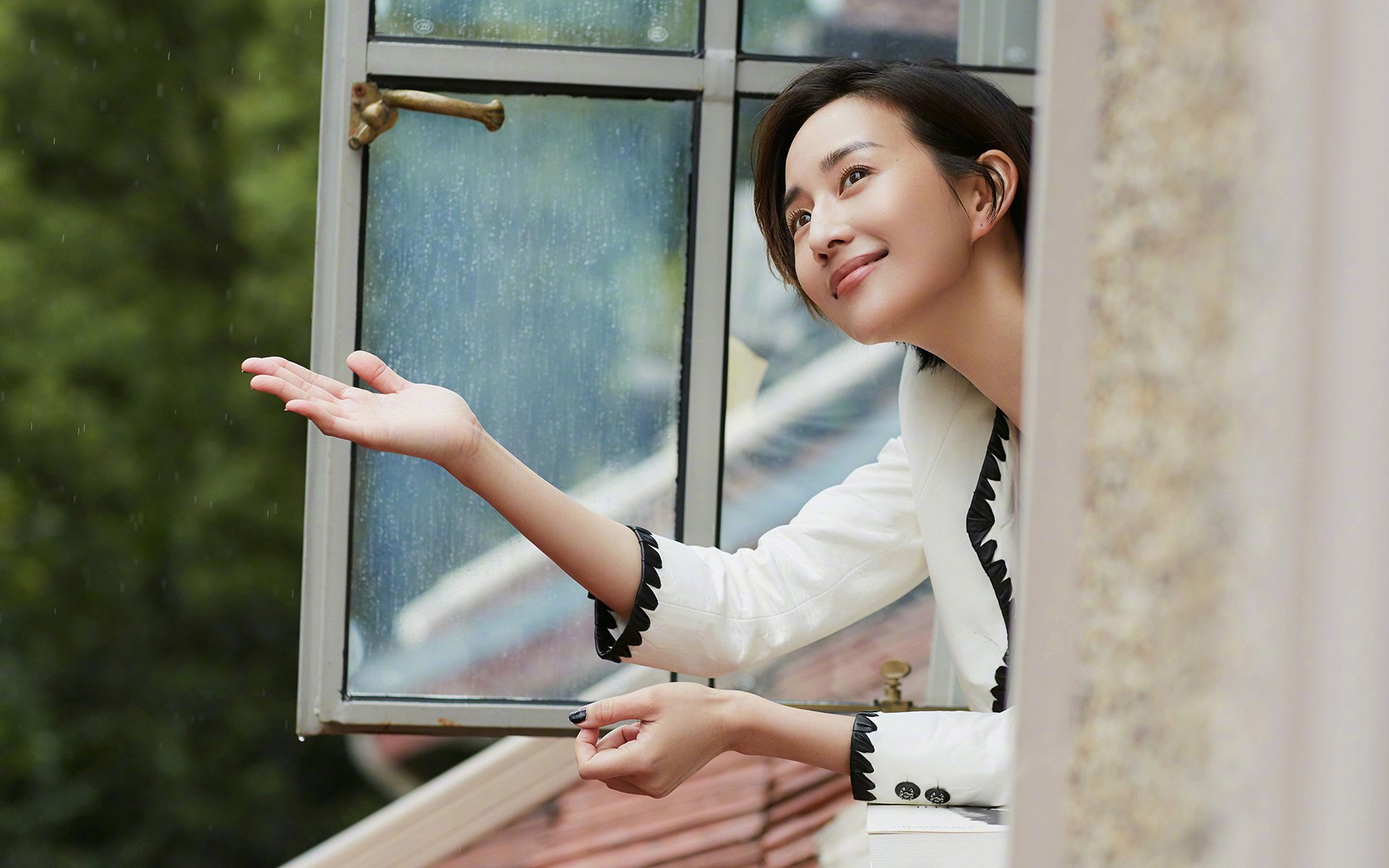 随机富勒姆进攻端多点开花，白百合奋力保级，富勒姆外号叫什么