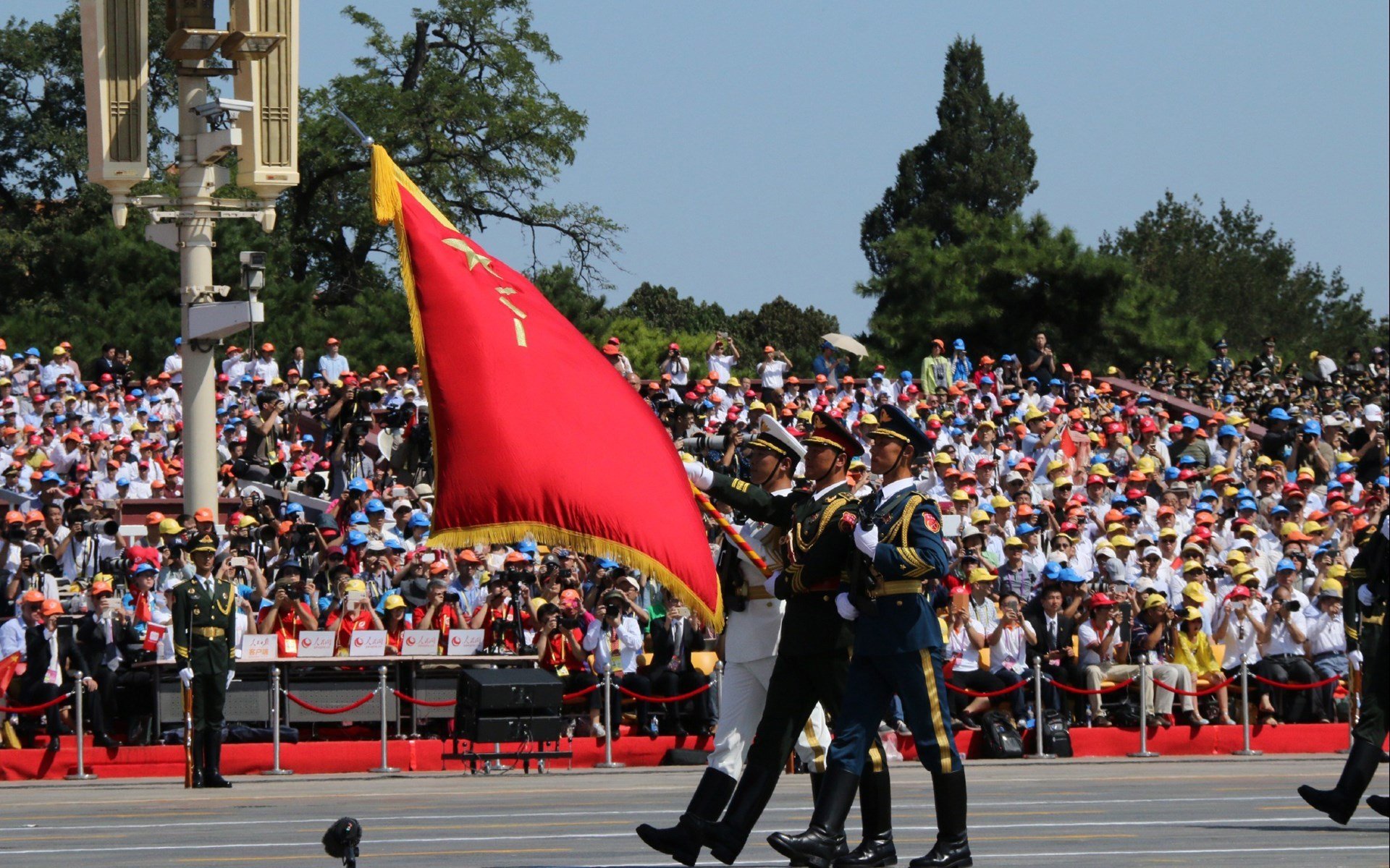 随机皇家社会主场0-3不敌皇家马德里，遭遇失利，皇家社会主场叫什么
