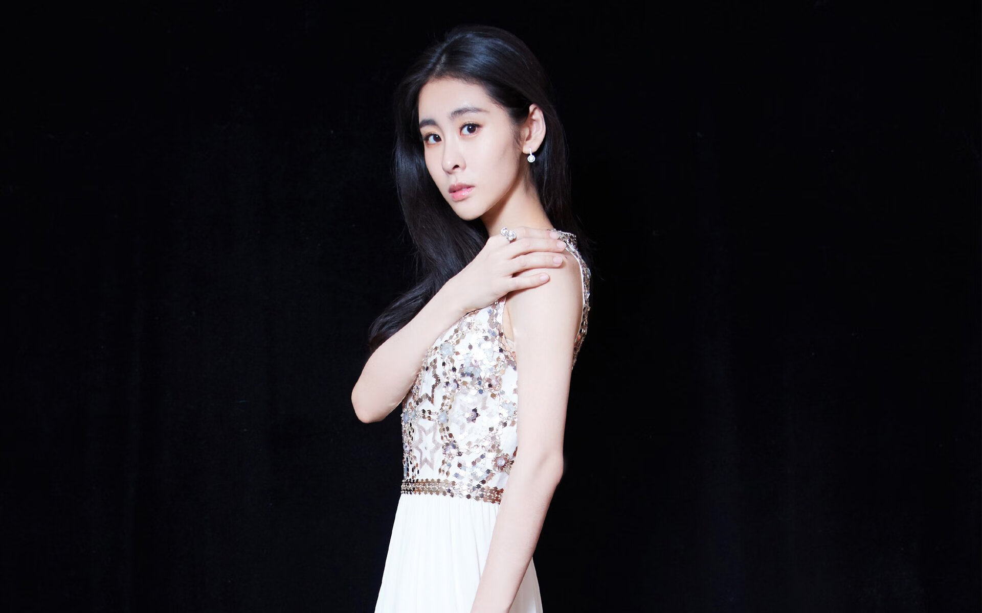 九游下载官网-中国男篮全队精神面貌焕然一新，中国男篮篮球队